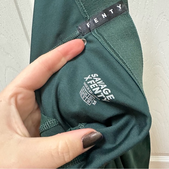 Savage X Fenty Peak Performance High-Waist X Mesh Legging Dark Green Leggings M - Picture 6 of 8